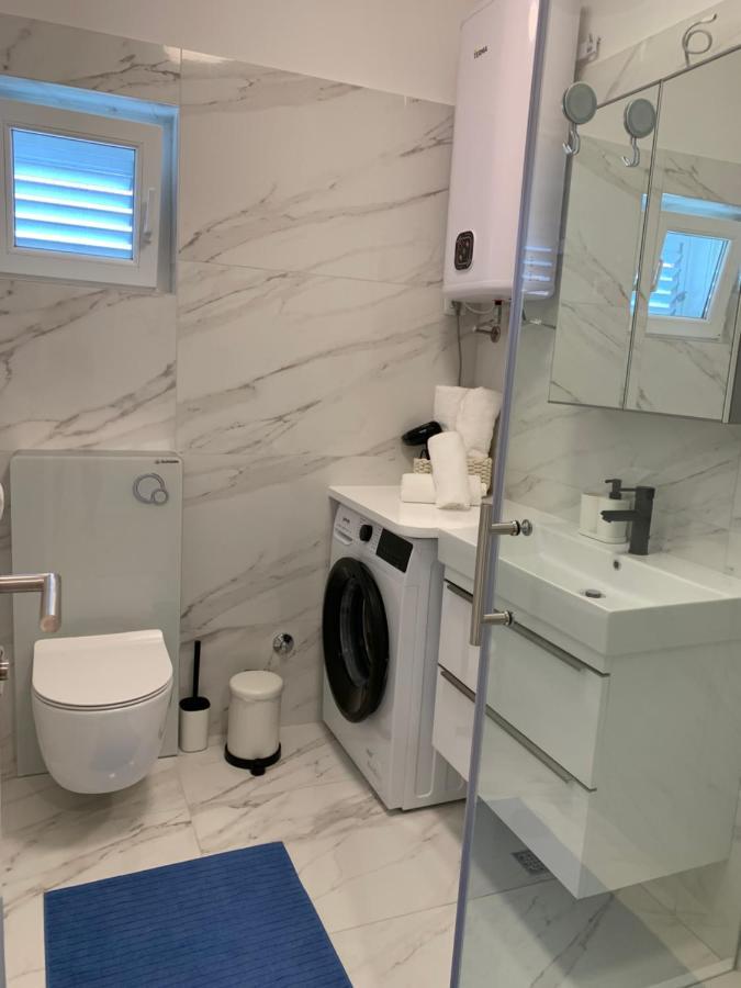 Deluxe Suites Anna 보디체 외부 사진